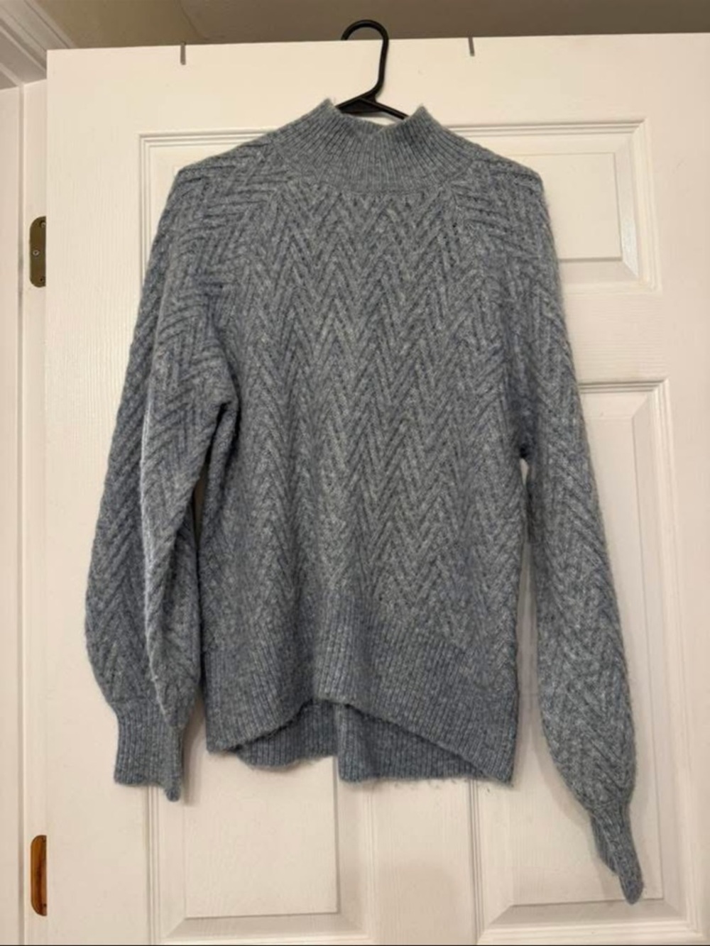 Abercrombie sweater